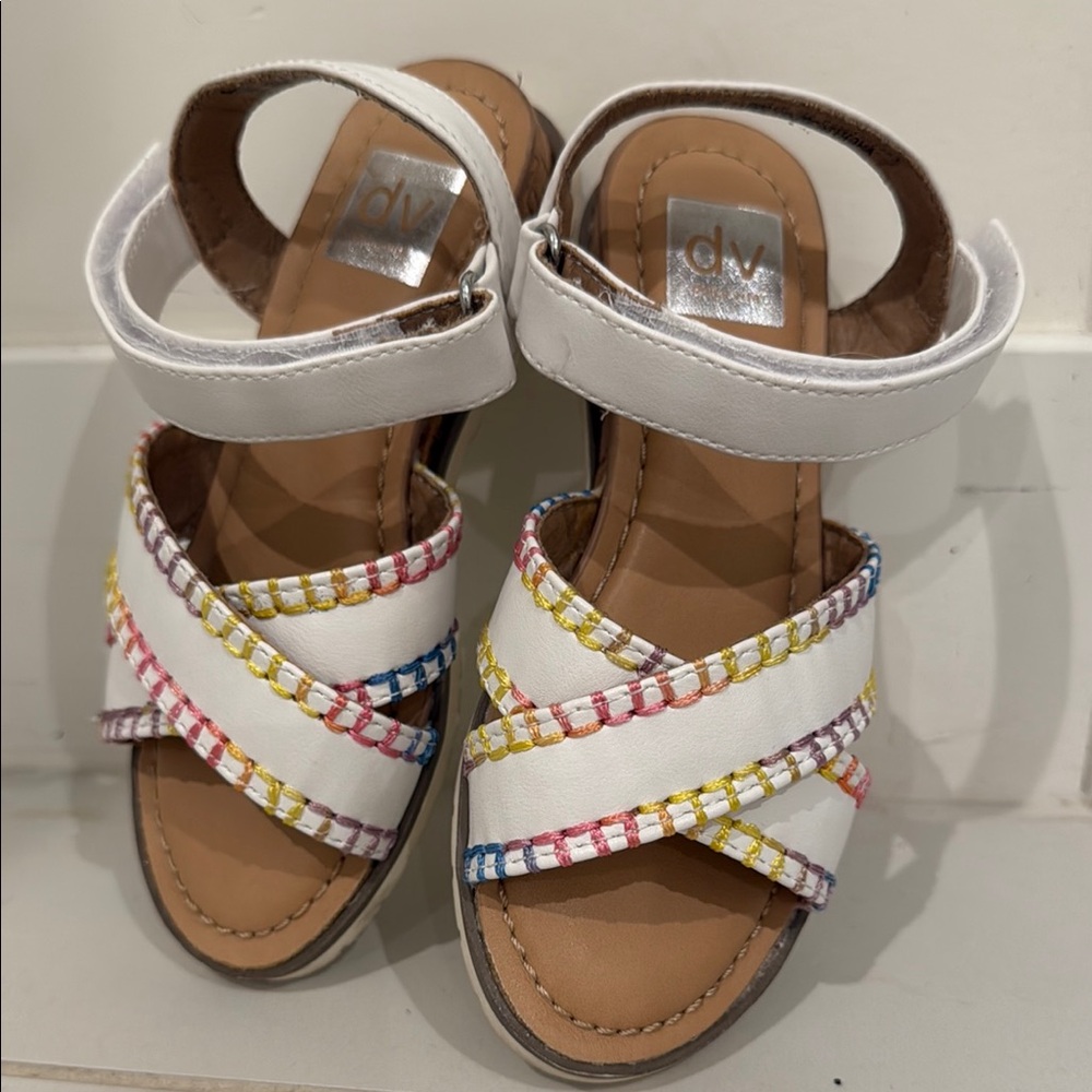 DV by Dolce Vita White and Red Sandals Criss-Cross Design